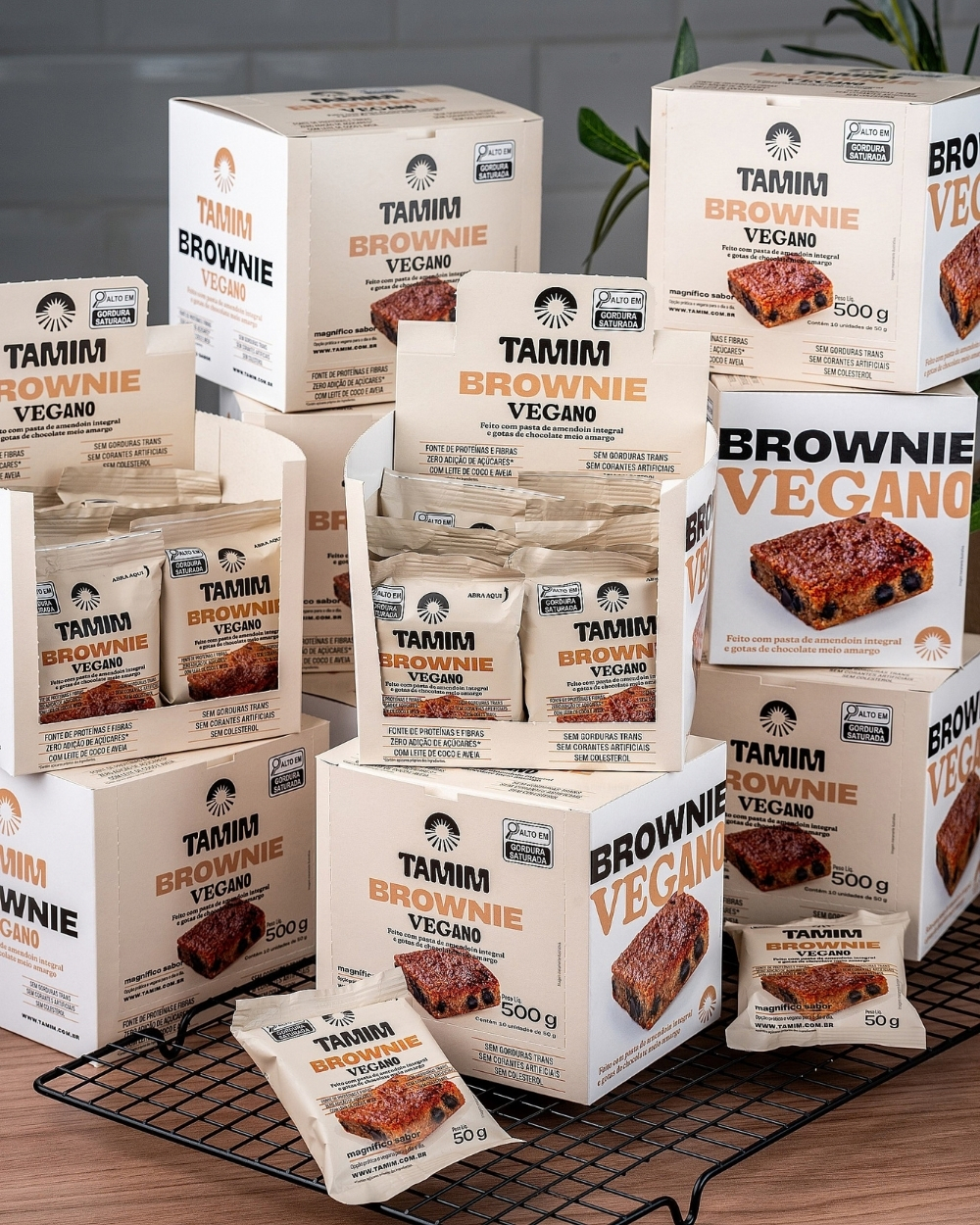 Tamim Combo 8 Unidades Brownie Vegano Caixa Display 10x50g (500g)
